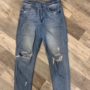 American Eagle mom jeans